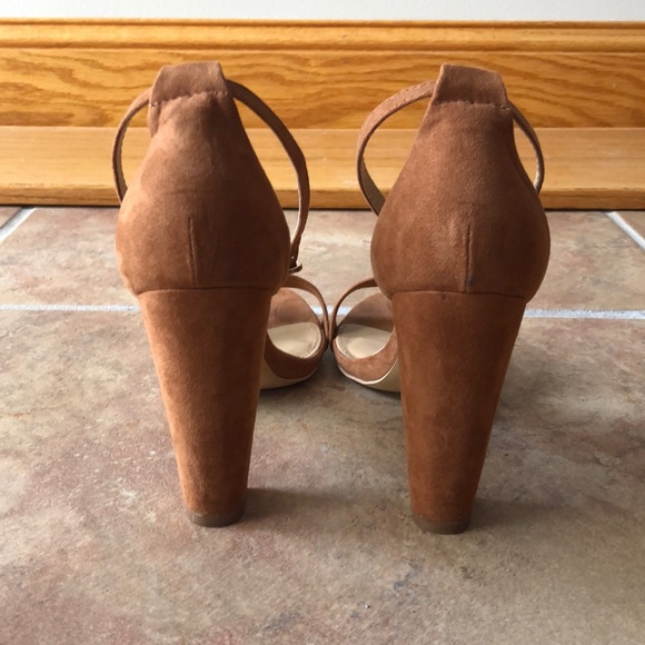 Brown Heels - Picture 4 of 4
